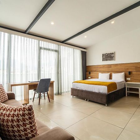 Tut Hotel Antalia Esterno foto