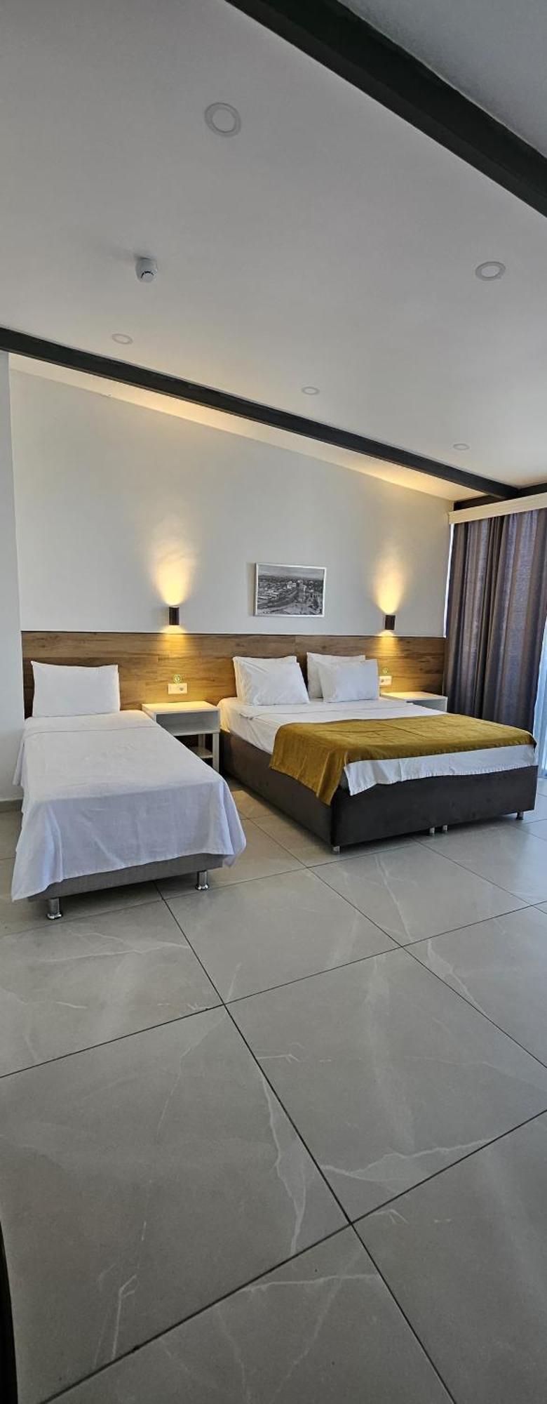 Tut Hotel Antalia Esterno foto